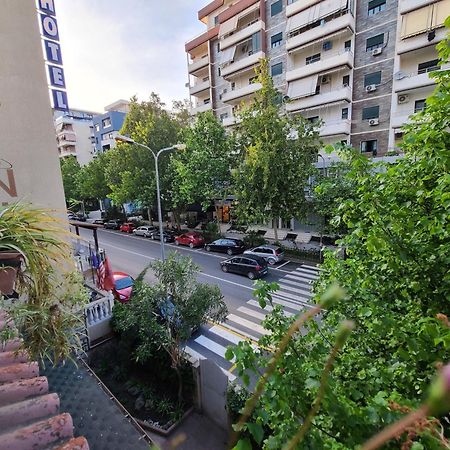 Hotel Martini Wlora Zewnętrze zdjęcie