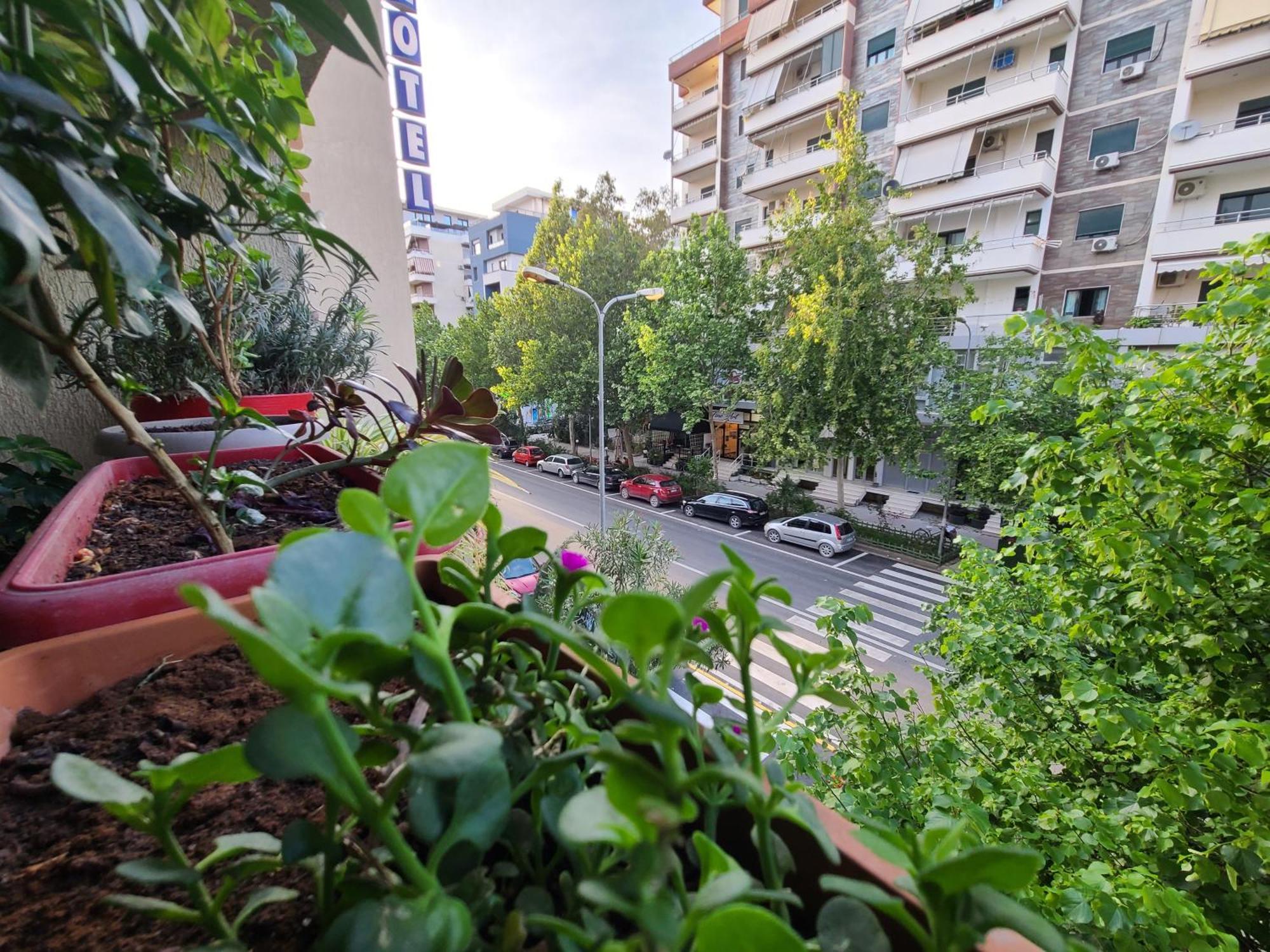 Hotel Martini Wlora Zewnętrze zdjęcie