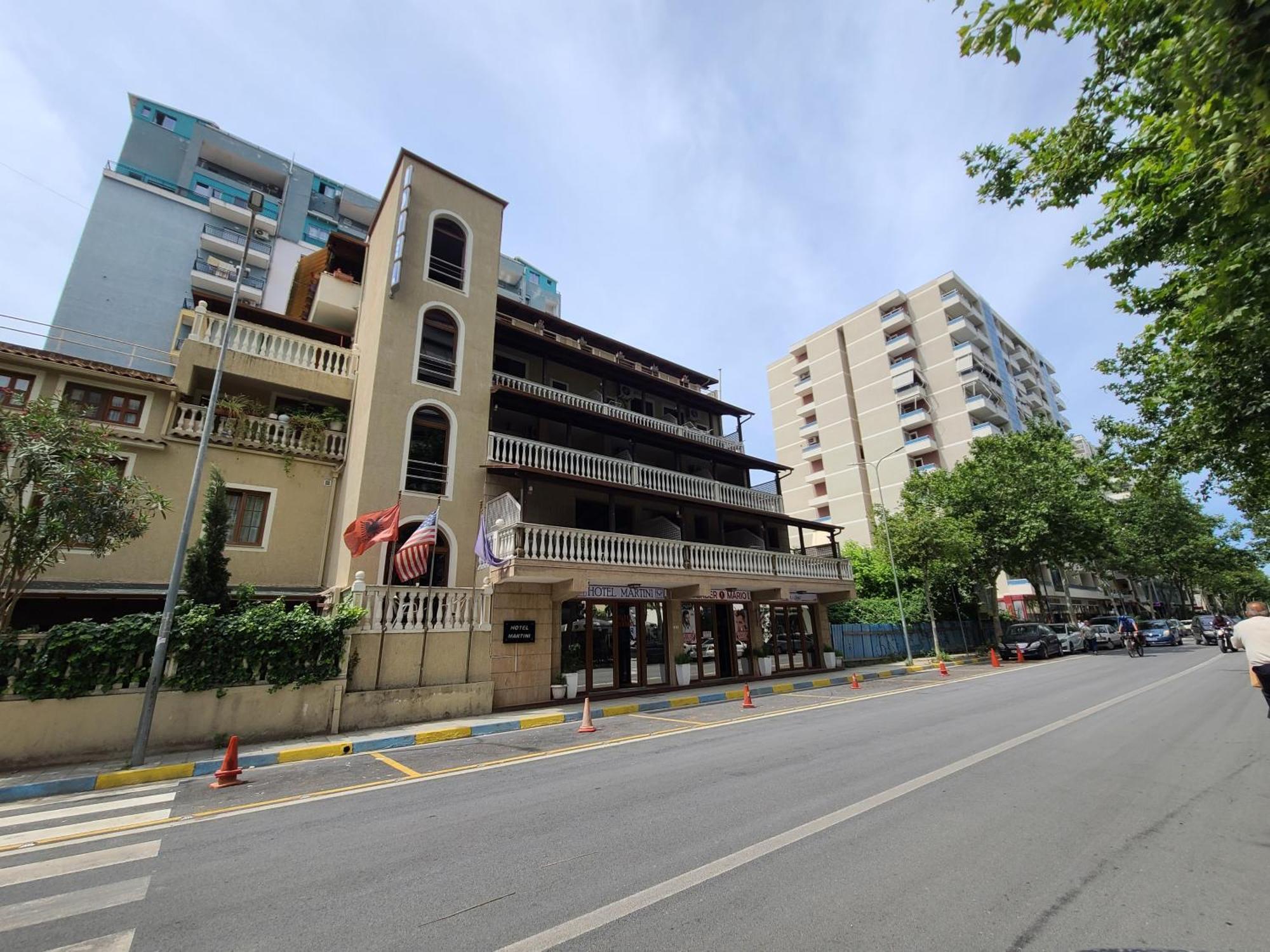 Hotel Martini Wlora Zewnętrze zdjęcie