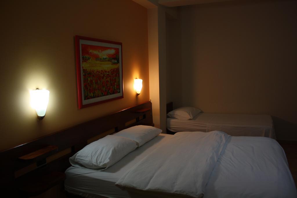 Hotel Martini Wlora Pokój zdjęcie